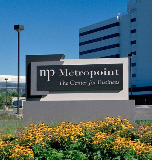 MetroPoint Building Logo